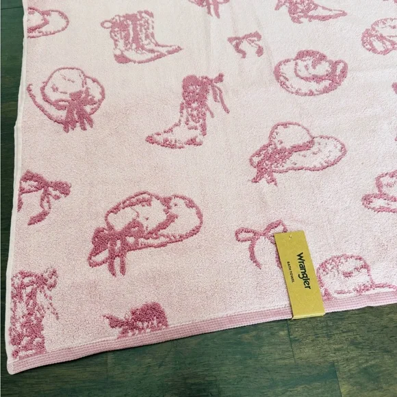 Wrangler Pink Cowboy Like Me Western Cowgirl Bathroom Bath Hand Towels Set